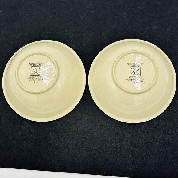 Vintage Strawberries Stoneware 6.5" Bowls Japan Freezer to Oven Set of 2 - Picture 5 of 7